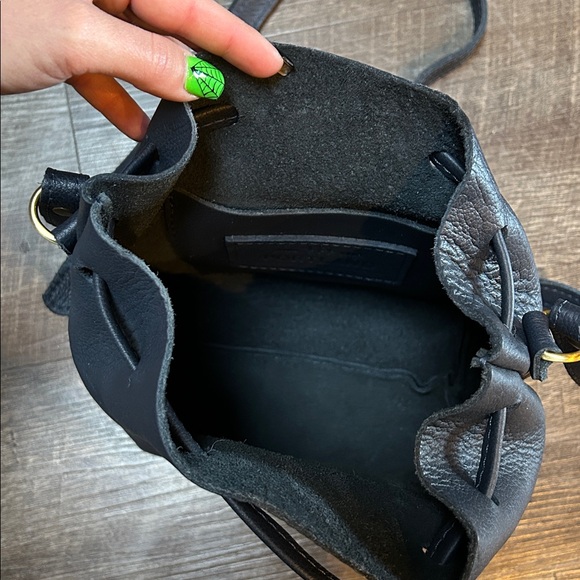 PLG small bucket bag - Picture 2 of 2